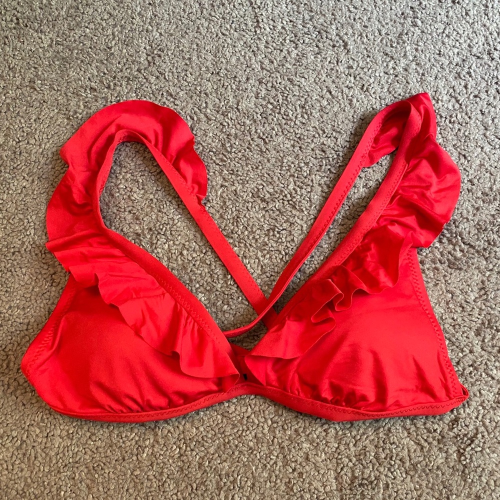 Red Bikini Top 👙 - Picture 3 of 5